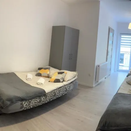 Dom Przy Studni Privatunterkunft *